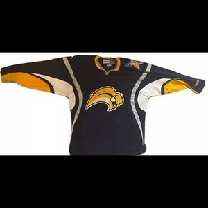 Signed Buffalo Sabres CCM Slug Jersey size L